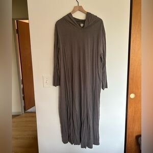 Magnolia Pearl Viggo hooded dress